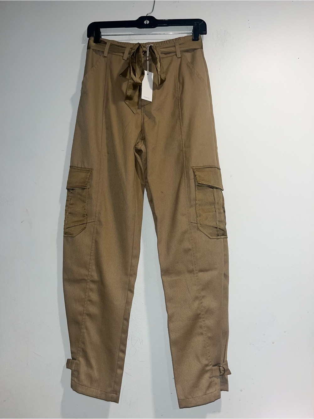 HEARTLOOM  Cargo joggers NWT